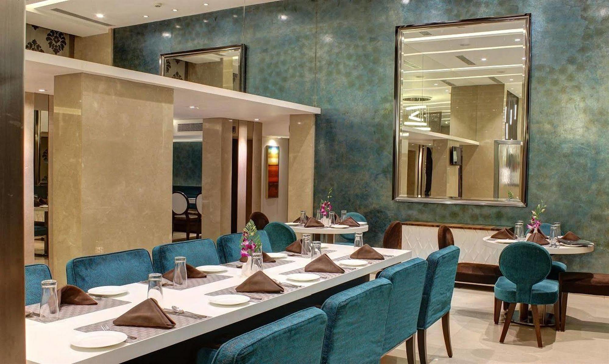 The Sahil Hotel Bombay Esterno foto