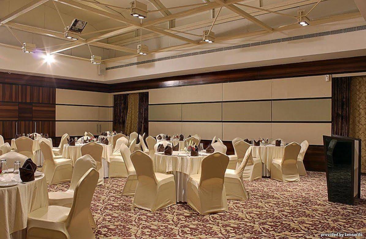 The Sahil Hotel Bombay Esterno foto